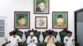 Calon presiden (capres) Koalisi Indonesia Maju Prabowo Subianto saat berkunjung ke pondok pesantren Tebuireng di Jombang. (Dok. Tim Media Prabowo Subianto)
