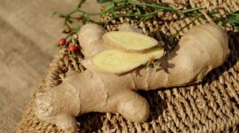 Karena sifat antiinflamasi, antioksidan, dan antikanker jahe, konsumsi rutin jahe dapat membantu mengurangi risiko penyakit kronis. (Pixabay.com/Couleur)

