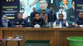 Kementerian ESDM dan Bareskrim Polri Ungkap Pertambangan Emas Ilegal di wilayah Ketapang. (Dok. tribratanews.polri.go.id)

